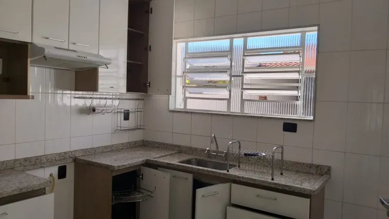 Imagem Casa com 3 Quartos à Venda, 180 m² em Vila Lavínia - Mogi das Cruzes