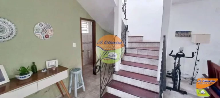Imagem Sobrado 04 Dormitorios (sendo 01 suite ) 300 Metros da Praia - Pereque Açú