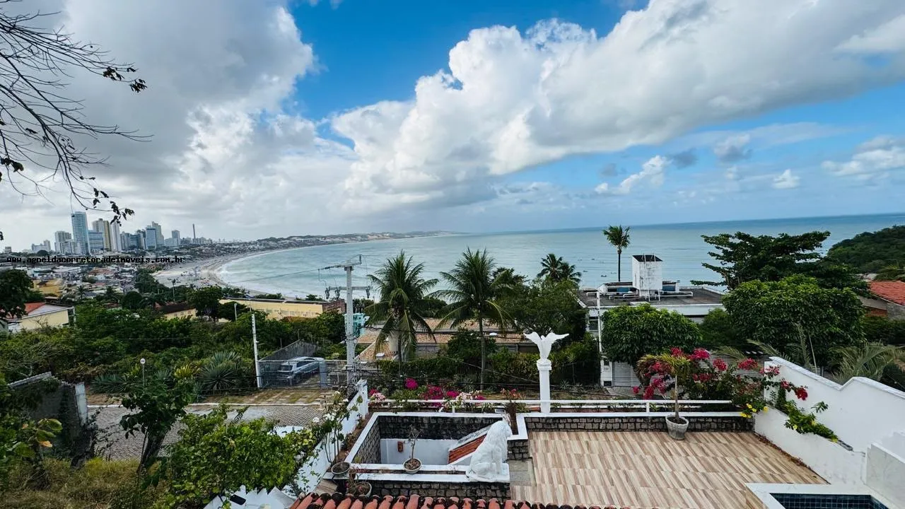 Imagem Casa para Venda em Natal, PONTA NEGRA, 7 dormitórios, 4 suítes, 5 banheiros, 4 vagas