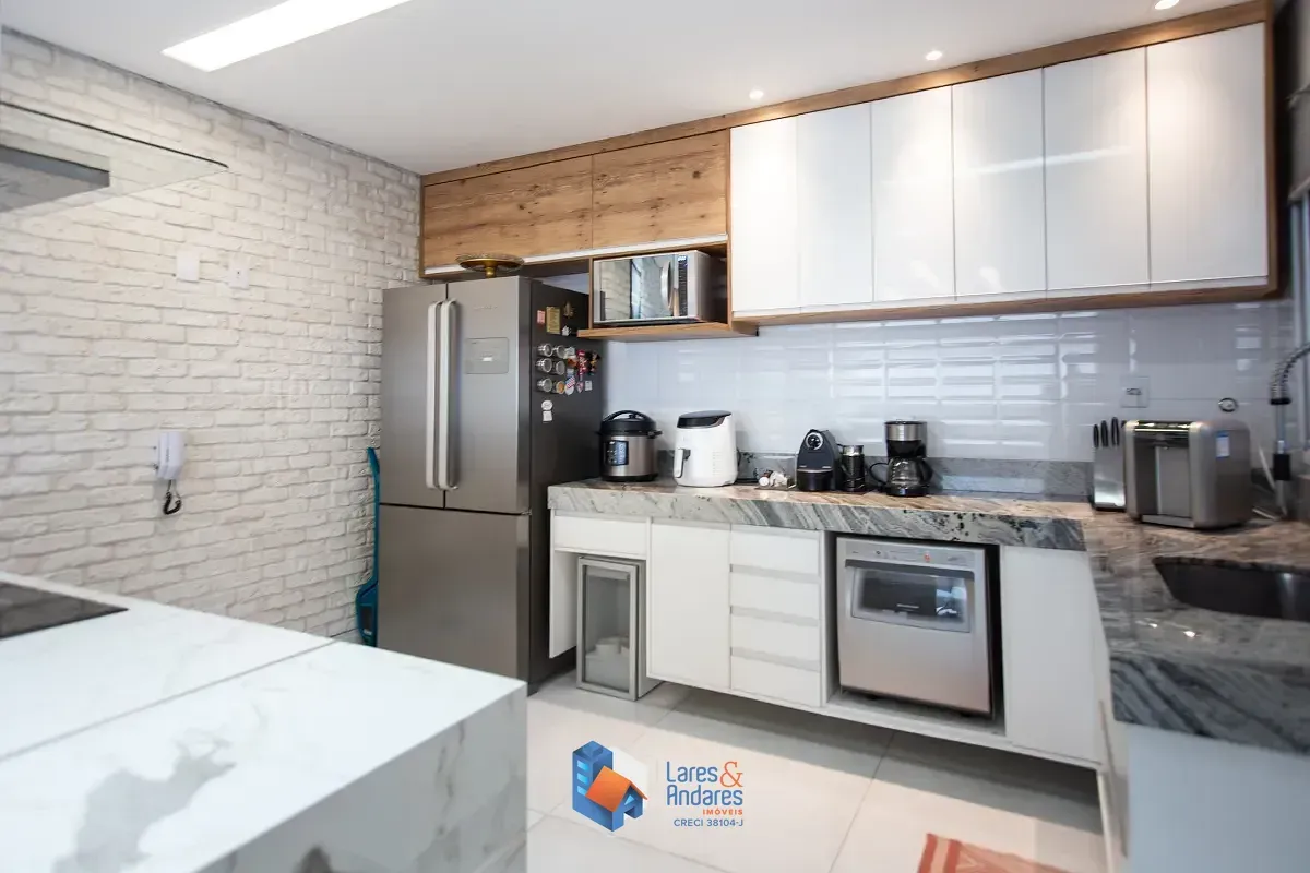 Imagem Casa no condomínio Residencial Lima e Silva para venda com 2 quartos, sendo 2 suítes, 152m²