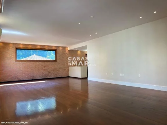 Imagem Apartamento de luxo à beira-mar no Humaitá, Rio de Janeiro - 4 quartos, 3 suítes, 4 banheiros, 2 vagas de garagem, 220m².
