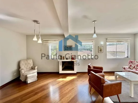 Imagem Casa Espetacular com 5 suítes, gourmet, piscina e hóspedes!