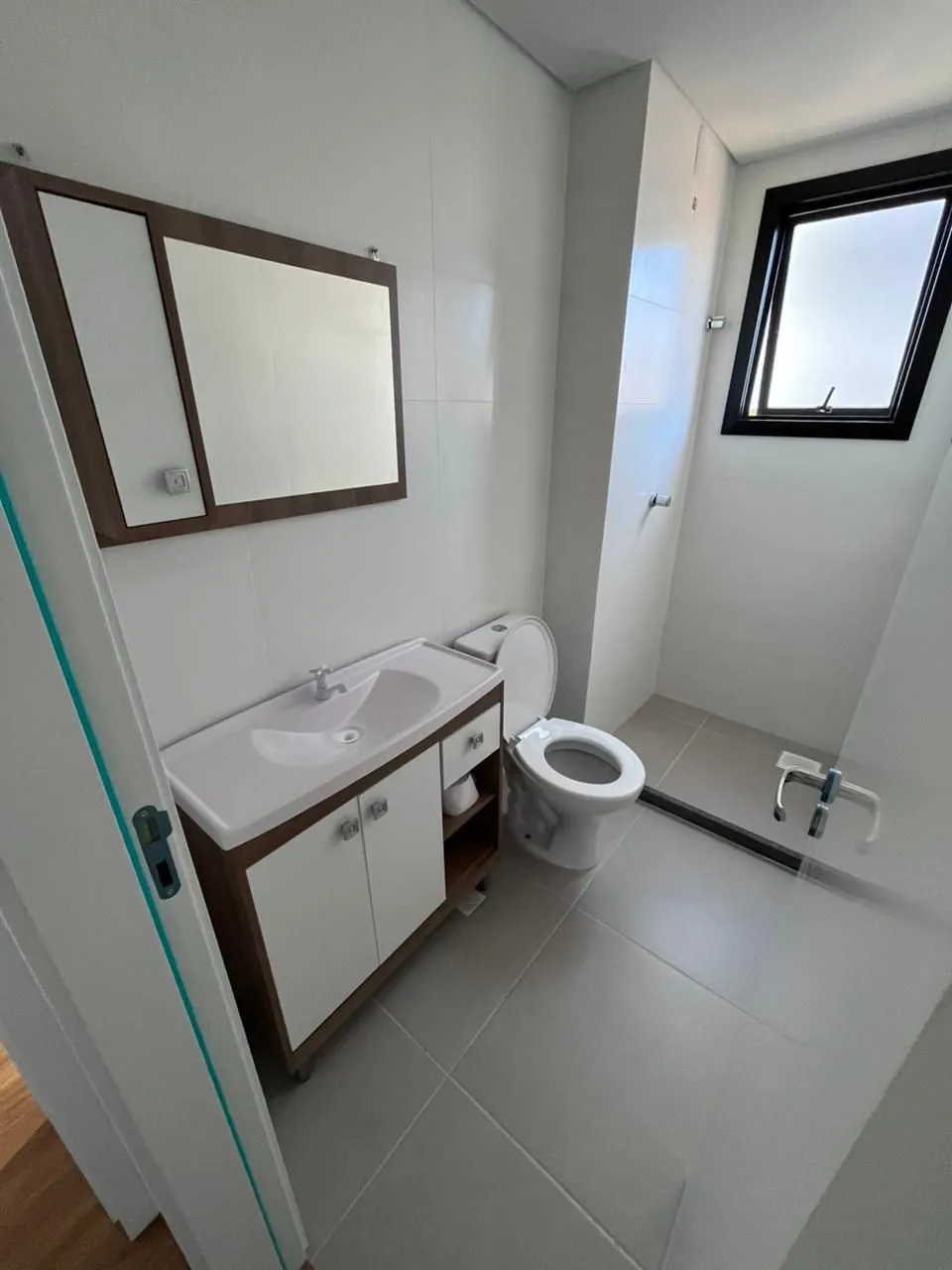 Imagem Apartamento de 2 dormitórios e vaga semi mobiliado em Canoas