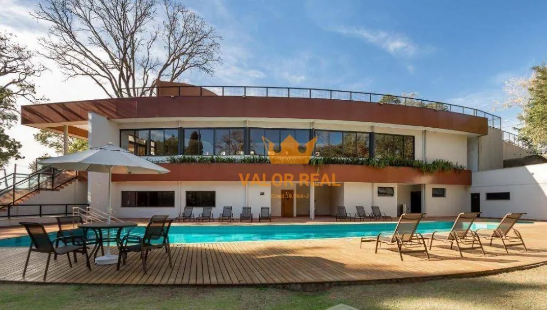 Imagem Casa Clássica no Jardim Atenas, Sofisticação, Exclusividade e Arquitetura Atemporal na Malota - R$ 5.2 milhões