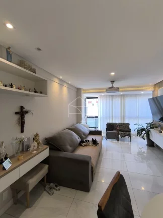 Imagem apartamento de 3 quartos sendo 1 suíte em Jardim Camburi na primeira quadra do mar
