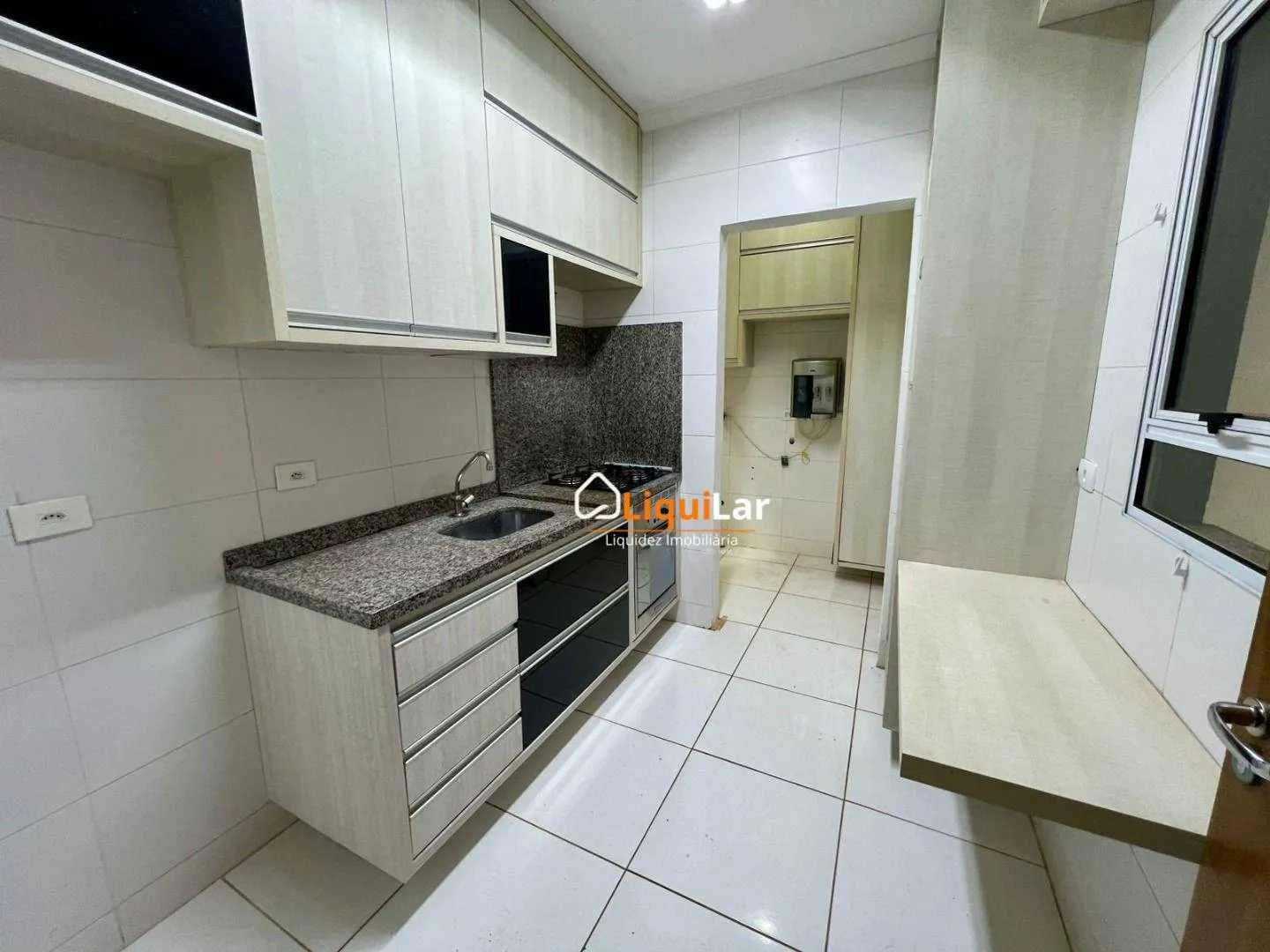 Imagem Casa Térrea à Venda no Condomínio Villa de Espanha com Suíte, Varanda Gourmet e Energia Fotovoltaica