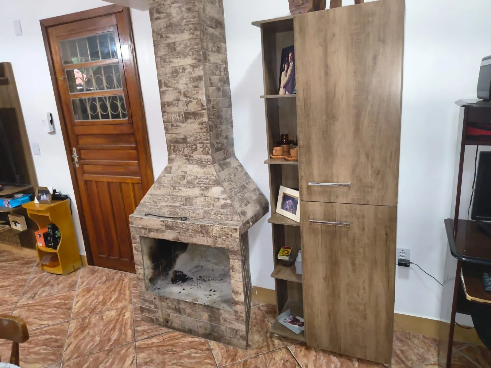 Imagem Casa com 2 vagas de garagem para carros pequenos