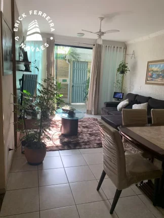 Imagem Excelente casa de 4 quartos e 3 banheiros, na praia do morro, toda em armários planejados,