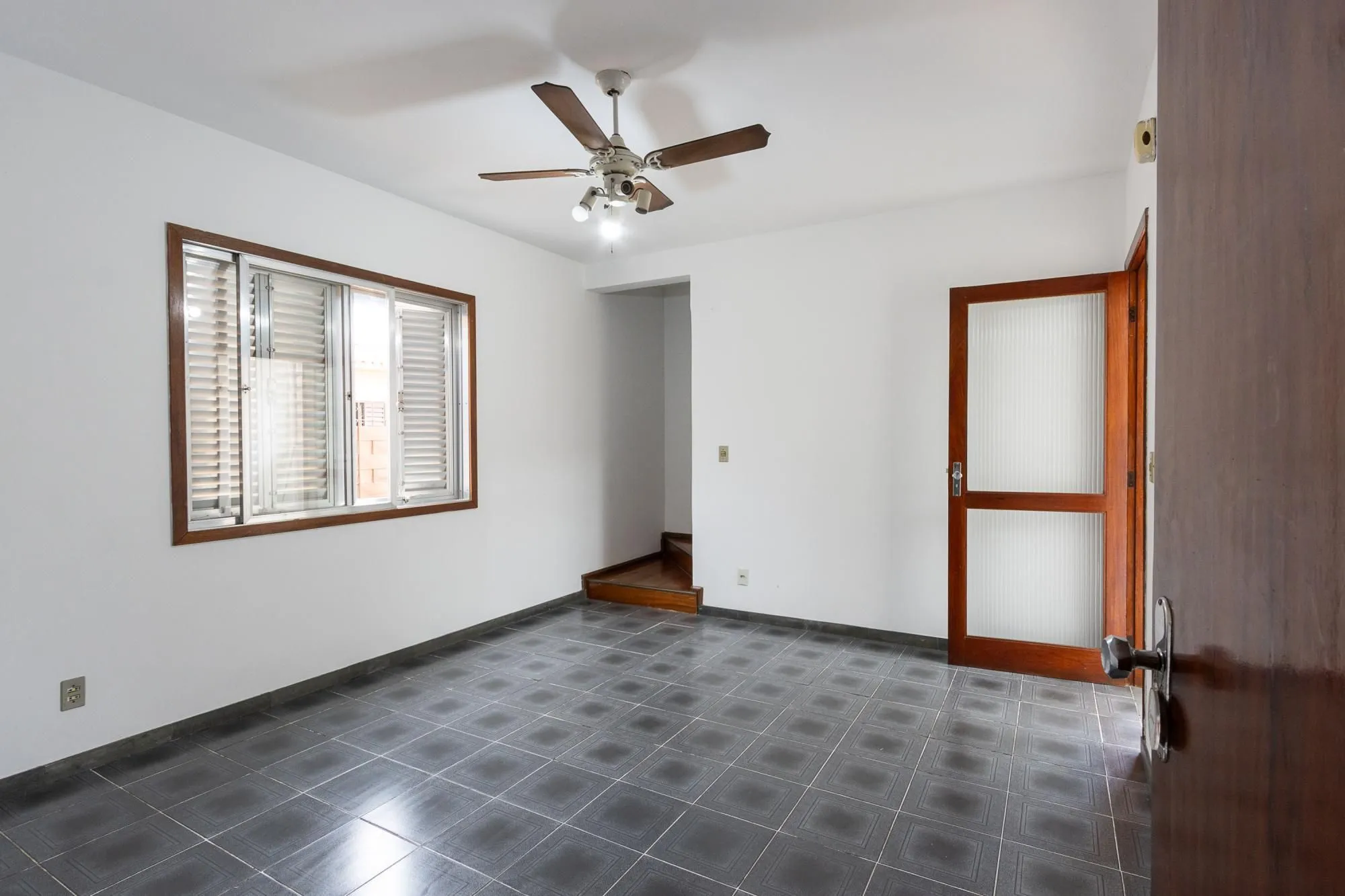 Imagem CASA RESIDENCIAL 04 DORMITÓRIOS | CAVALHADA