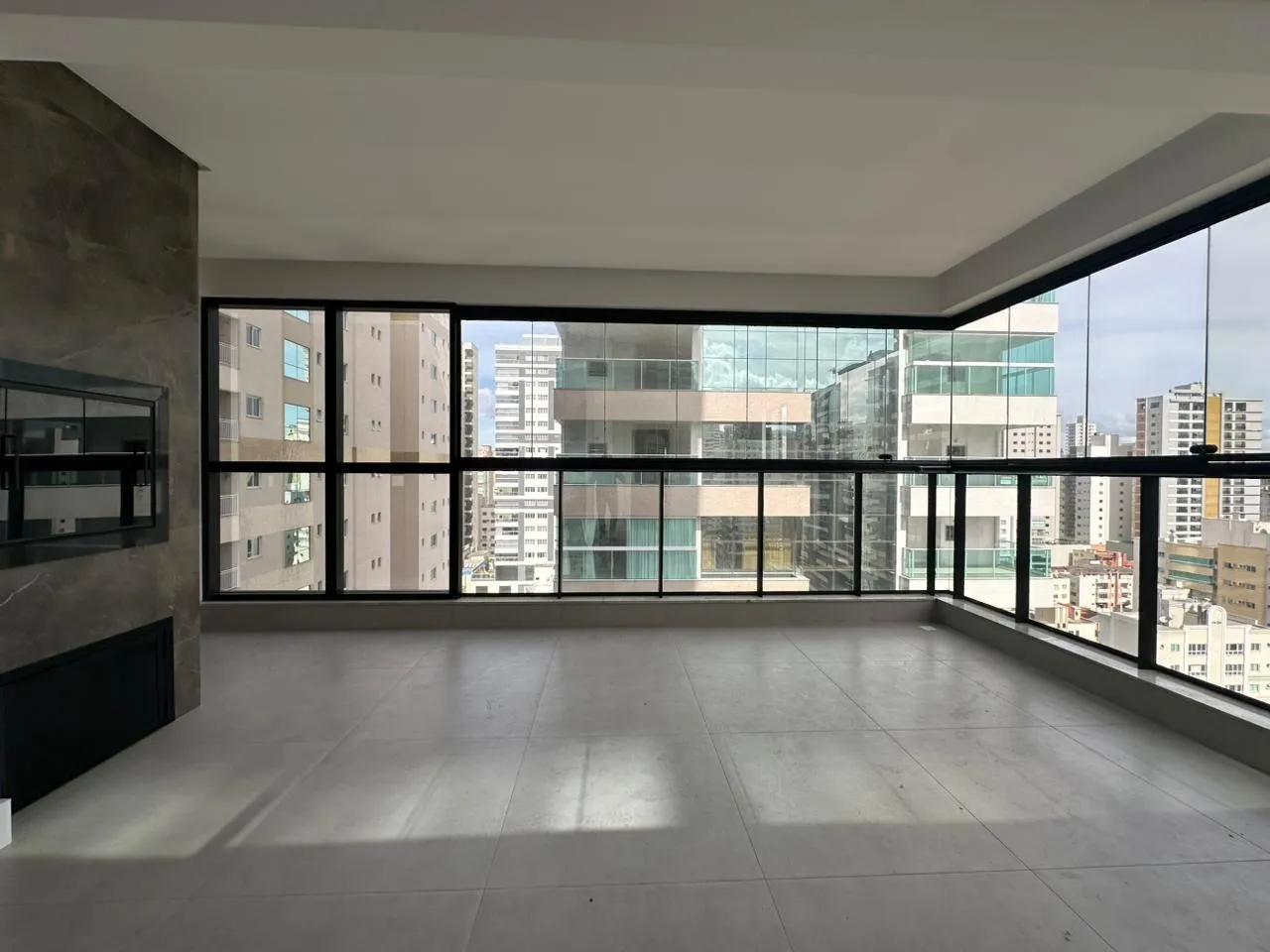 Imagem Apartamento à venda com 177m2 por R$ 3.250.000,00