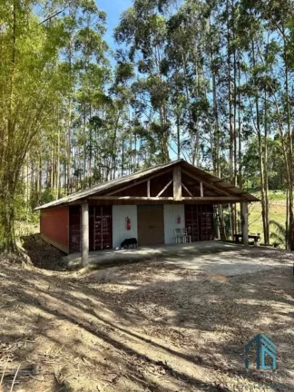 Imagem Sítio lindo, com casa e barracão, a 400 metros da BR 101 (até janeiro vai ser calçada) no bairro Morretes em Tijucas - SC