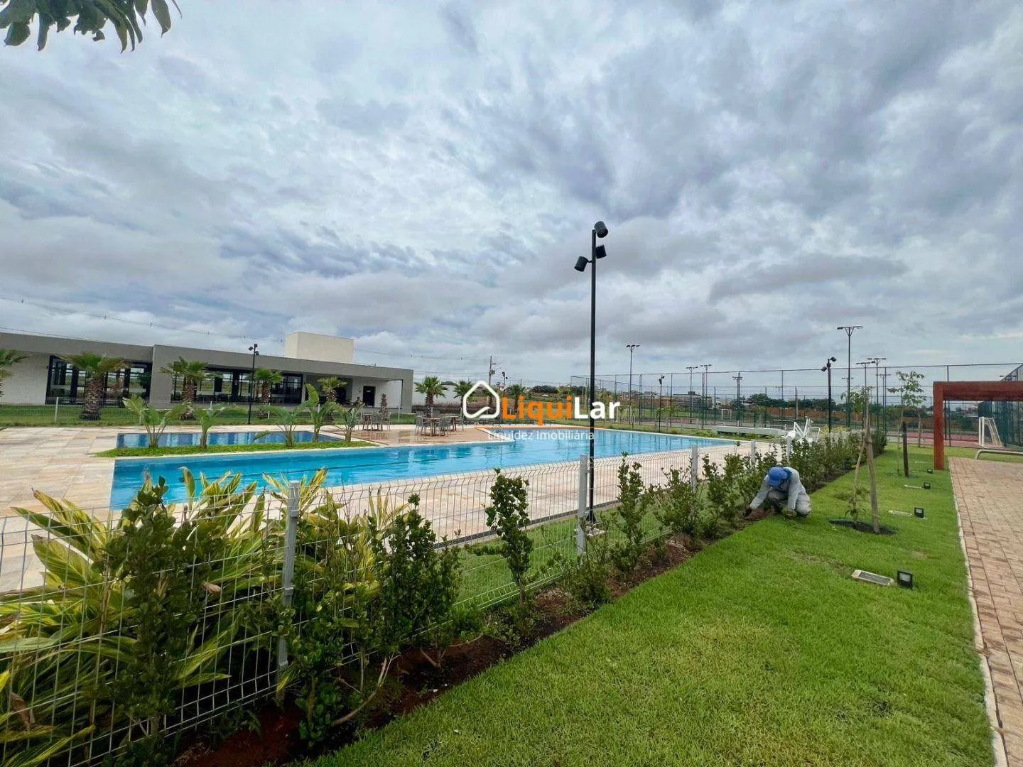 Imagem Terreno à Venda no Terras Alpha com 317 m², Excelente Topografia e Menor Valor do Condomínio