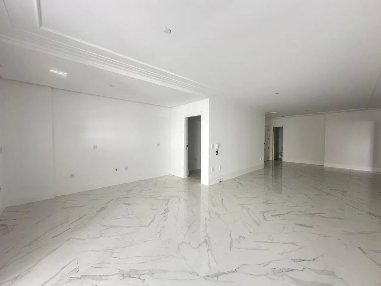 Imagem Apartamento à venda com 185m2 por R$ 2.500.000,00