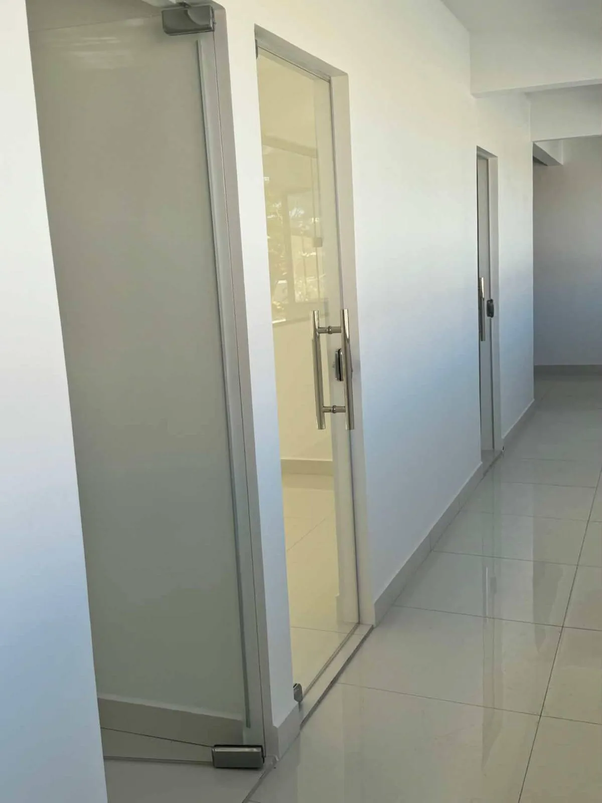 Imagem Prédio comercial para locação no bairro Araés