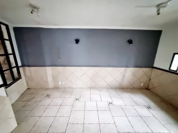Imagem CASA COM 215.88 m² - AVIAÇÃO - PRAIA GRANDE SP