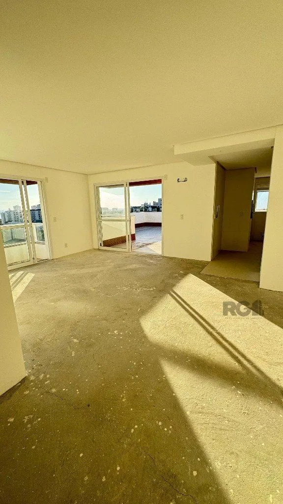 Imagem APARTAMENTO COBERTURA - 2 DORMS - 2 VAGAS - 166,21 m² - TRISTEZA
