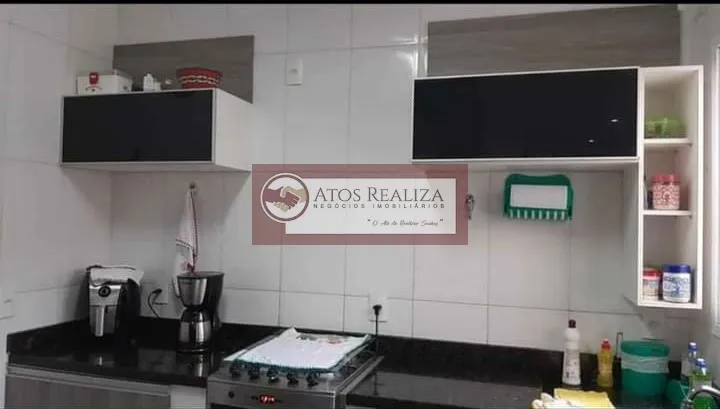 Imagem vendo OPORTUNIDADE no jardim Palmares na Região de campo grande, Sobrado de 3 dormitórios, 1 Suíte com Varanda, 3 Vagas com cobertura de vidros, por Apenas R$ 680 mil, valor de oportunidade.