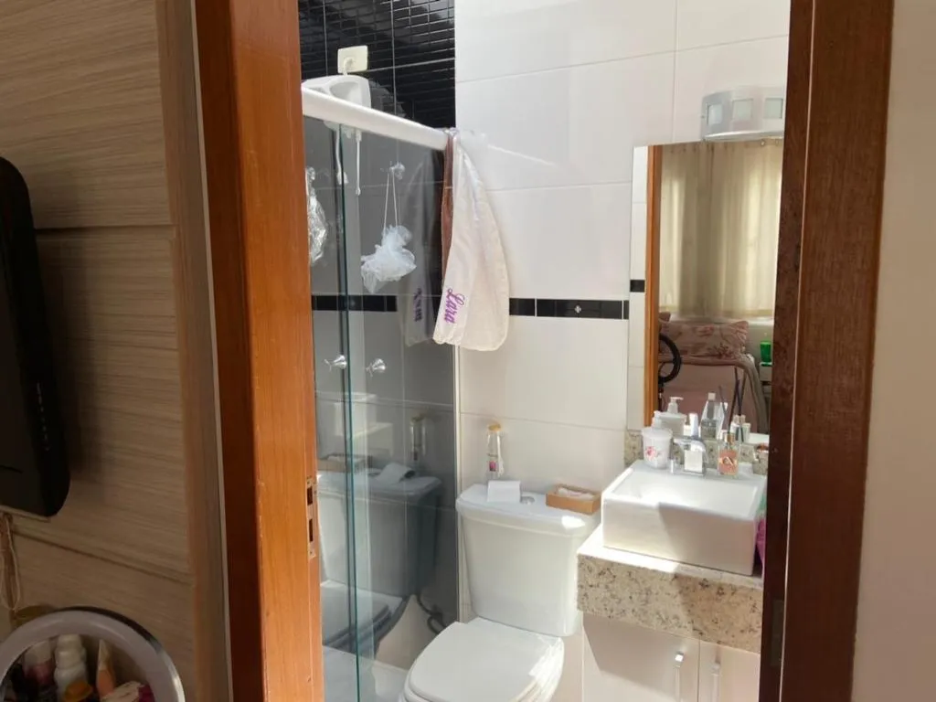 Imagem Sobrado de luxo com 4 quartos, 2 suítes e 4 vagas na Vila Alpina - Santo André-SP: Oportunidade única!