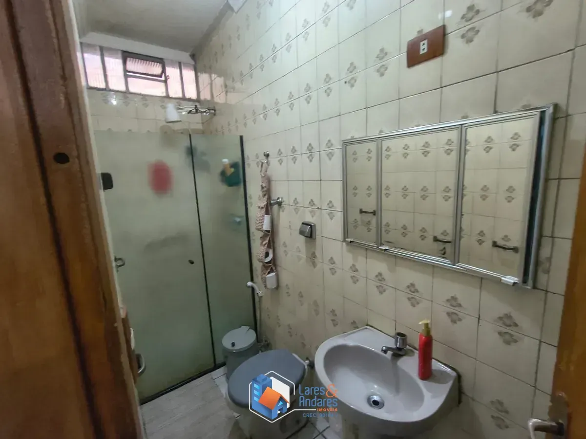 Imagem Sobrado para venda em Moinho Velho com 3 quartos, 190m²