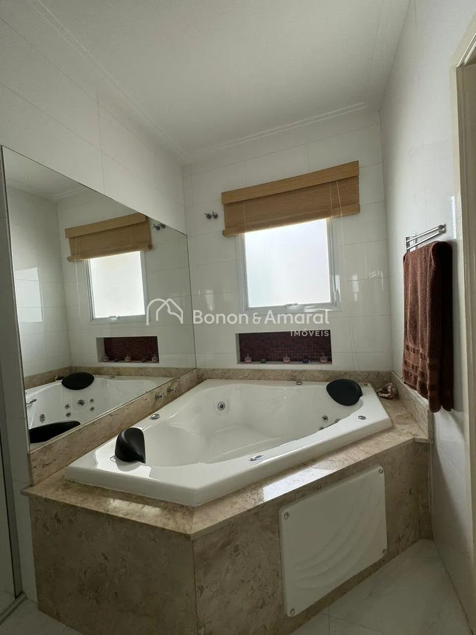 Imagem Sobrado de Alto Padrão à Venda - Condomínio Yucatan - Paulínia/SP