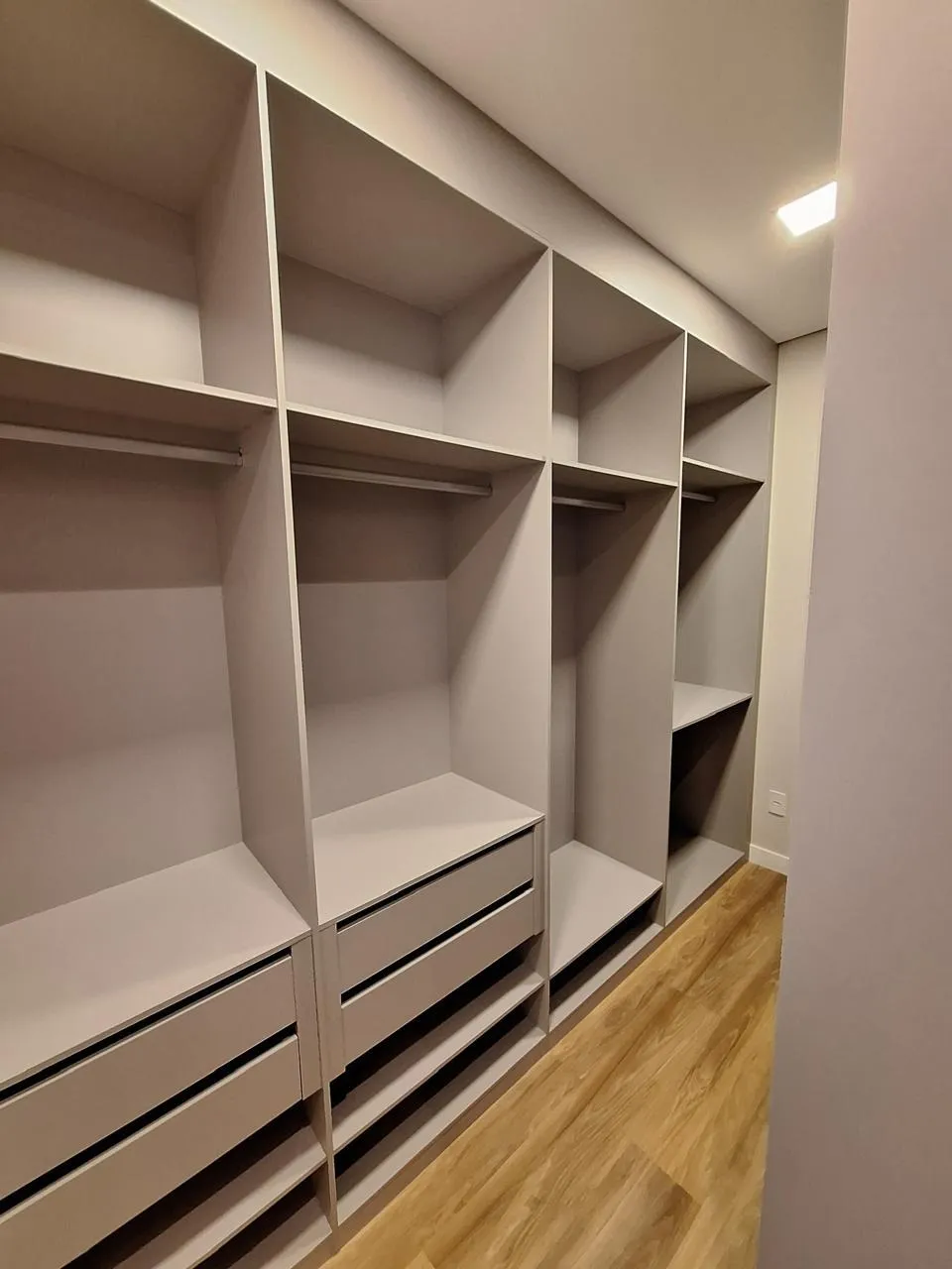 Imagem Casa de Alto Padrão Localizada no Alphaville Castelo Itu- Venda/ Locação