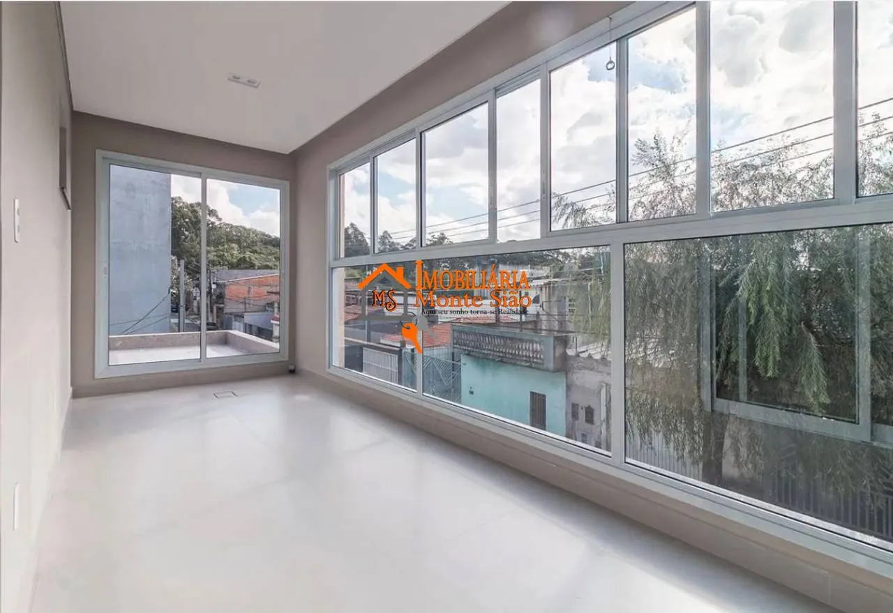 Imagem Sobrado com 3 dormitórios à venda, 270 m² por R$ 1.378.000,00 - Cidade Jardim Cumbica - Guarulhos/SP