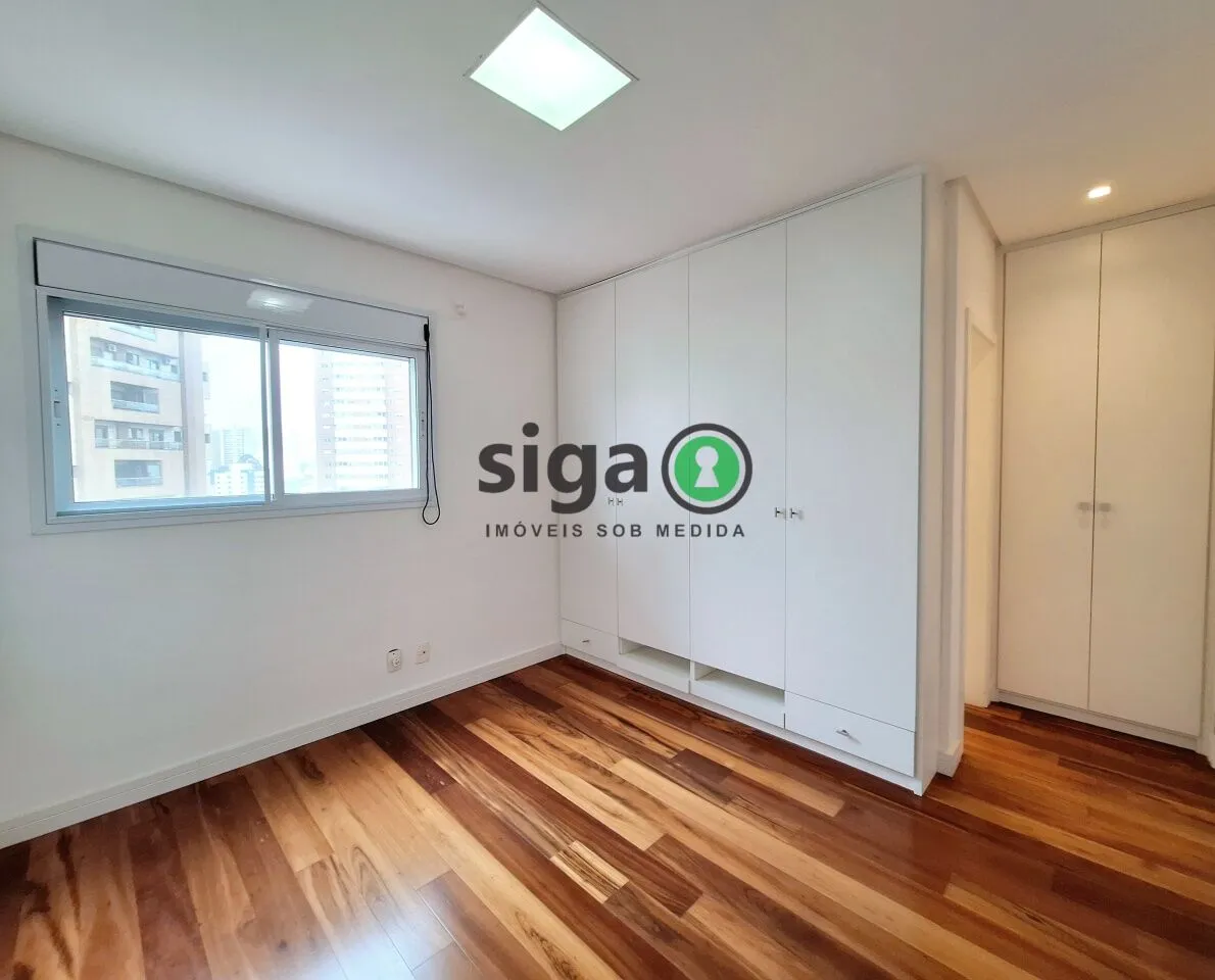 Imagem Apartamento com 4 Dormitórios, 4 vagas, 281m2 à venda no Panamby.