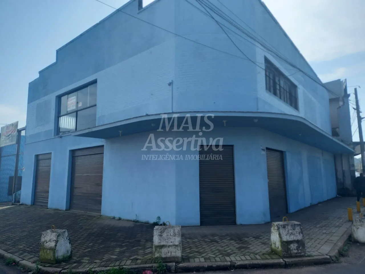 Foto do imóvel Prédio comercial na lateral da BR-116, bairro Scharlau em São Leopoldo
