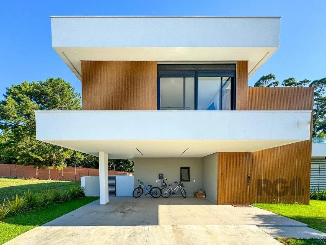 Imagem Casa Condominio para Venda - 340m², 4 dormitórios, sendo 4 suites, 4 vagas - Alphaville