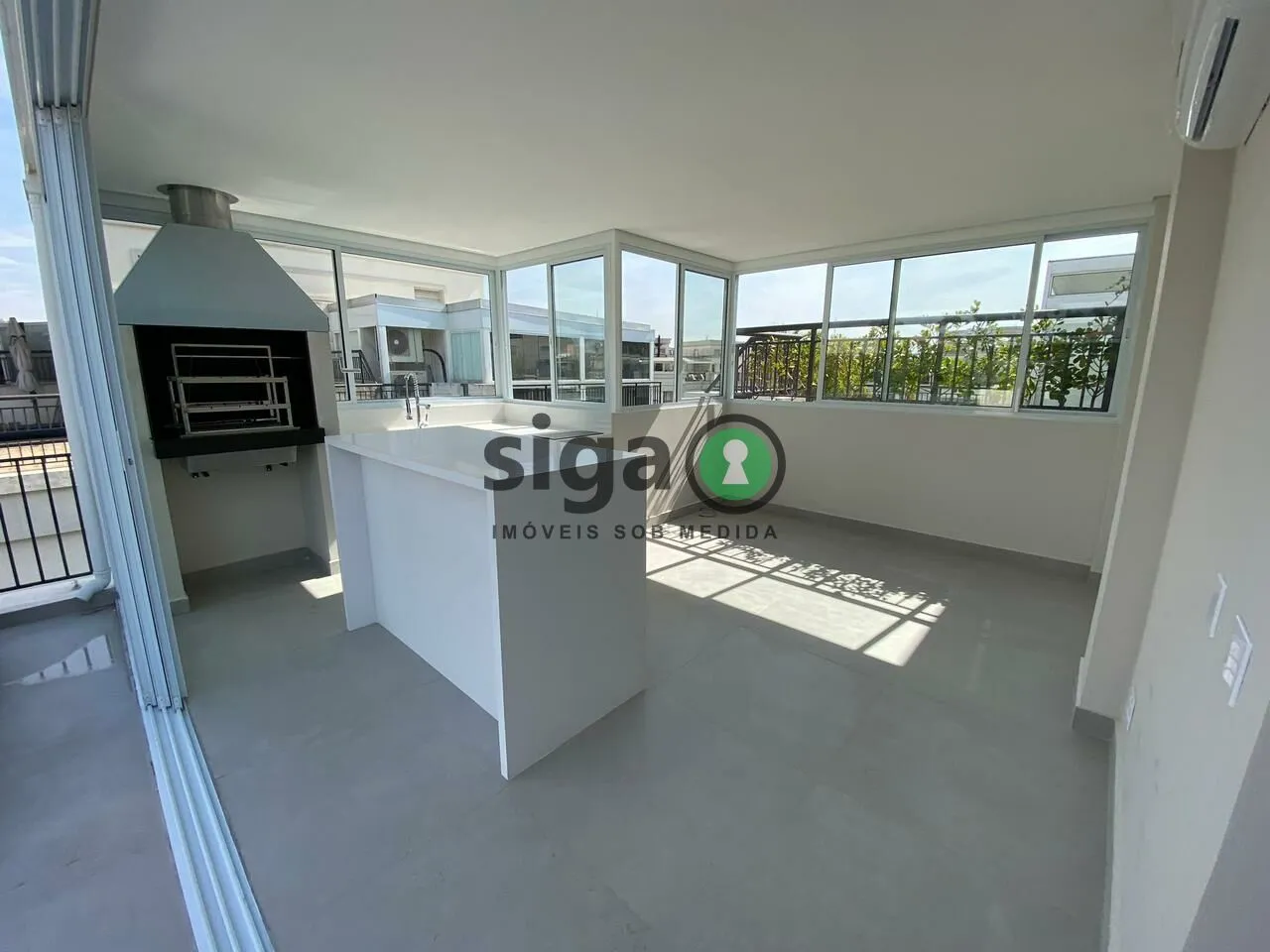 Imagem Cobertura mobiliada para venda no Morumbi, 2 quartos sendo 1 suíte, 133m².
