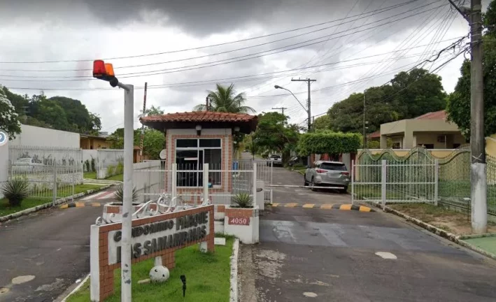 Imagem CONDOMÍNIO PARQUE DAS SAMAMBAIAS VENDA DE CASA COM PISCINA EM MANAUS