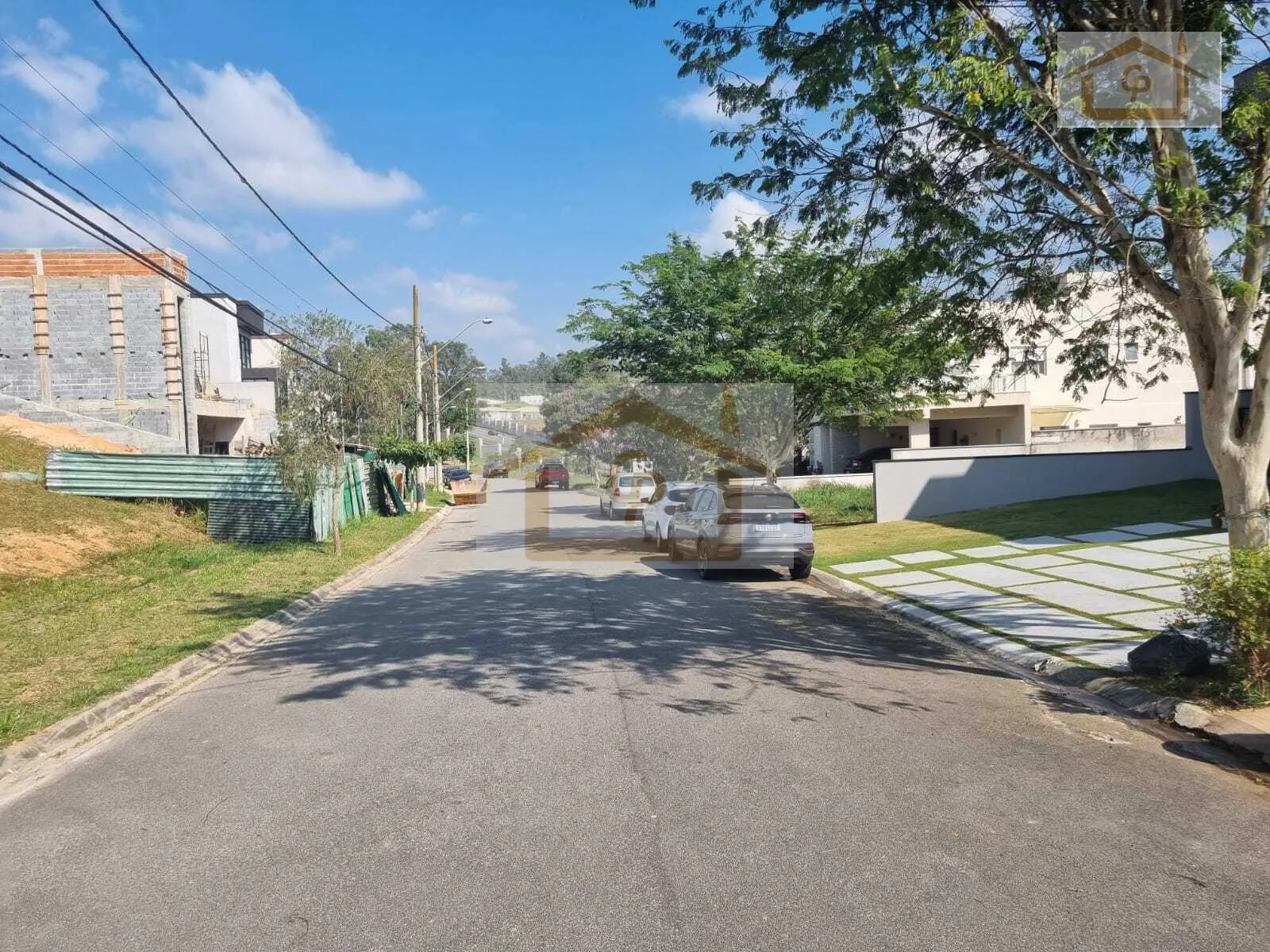 Imagem Terreno diferenciado! 640 metros, Topografia Aclive