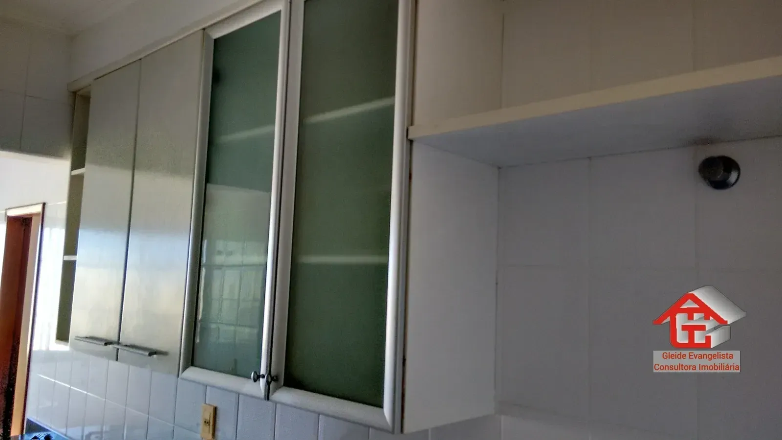 Foto do imóvel: Apartamento com 3 Quartos para Alugar, 81 m² em Avenida Professor Manoel Ribeiro, nº 1. STIEP, Salvador - BA