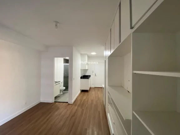 Imagem Apartamento para venda na República: 1 sala, 1 banheiro, 1 vaga de garagem determinada, 28m2 - São Paulo