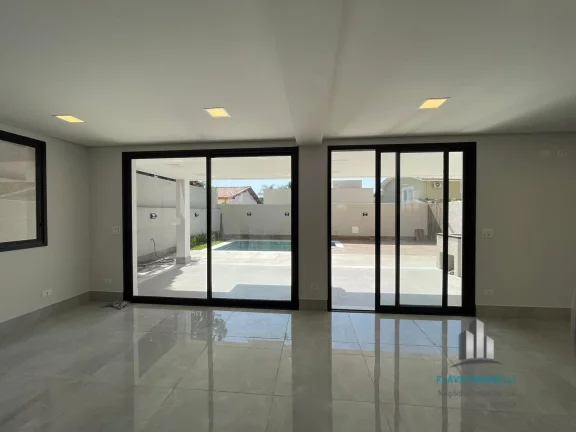 Imagem Belíssima Casa no Aphaville 3 de 310m² com 3 Suítes e 6 Vagas