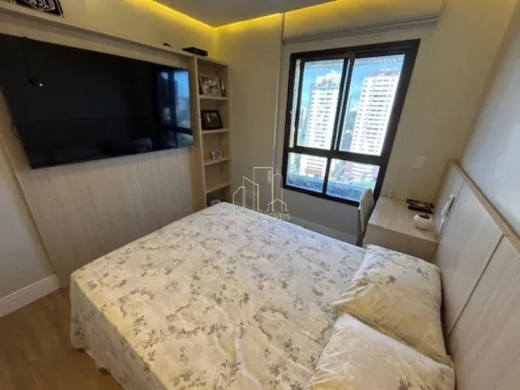 Imagem Excelente apartamento reformado com três quartos living e armários planejados a venda no cidade jardim