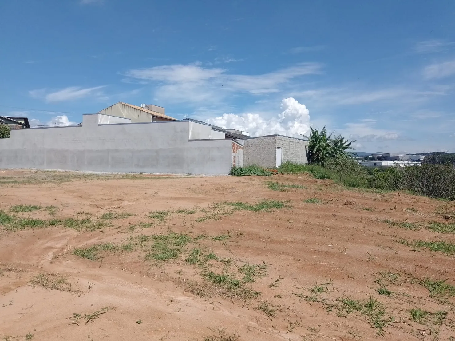 Foto do imóvel Terreno à venda 369.49M², Jardim Oásis, Taubaté - SP