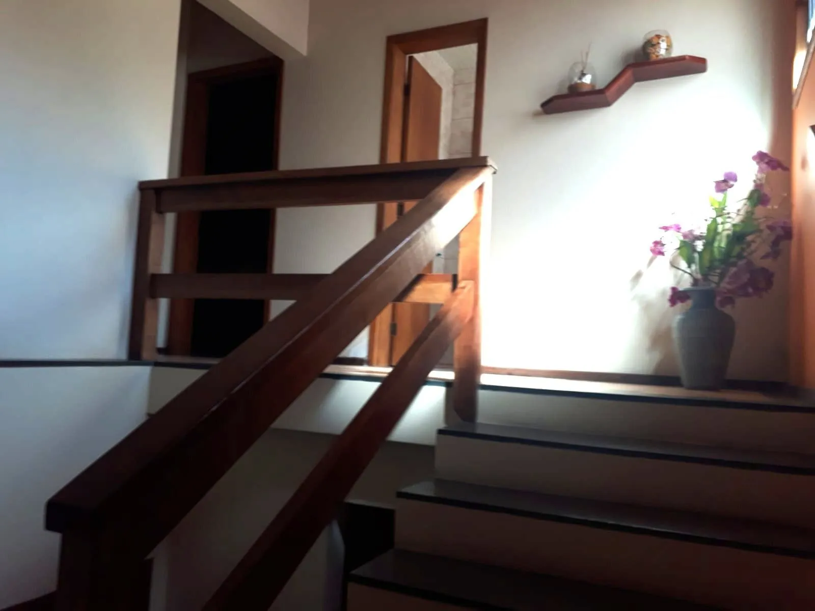 Imagem Casa sobrado no bairro Auxiliadora de 3 dormitórios e 3 vagas