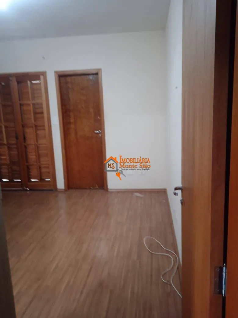 Imagem Sobrado com 3 dormitórios à venda, 180 m² por R$ 630.000,00 - Cidade Parque Alvorada - Guarulhos/SP