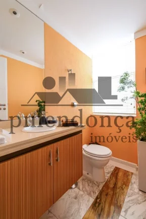 Imagem Apartamento no Itaim Bibi com 3 quartos (1 suíte) e 2 vagas, reformado.