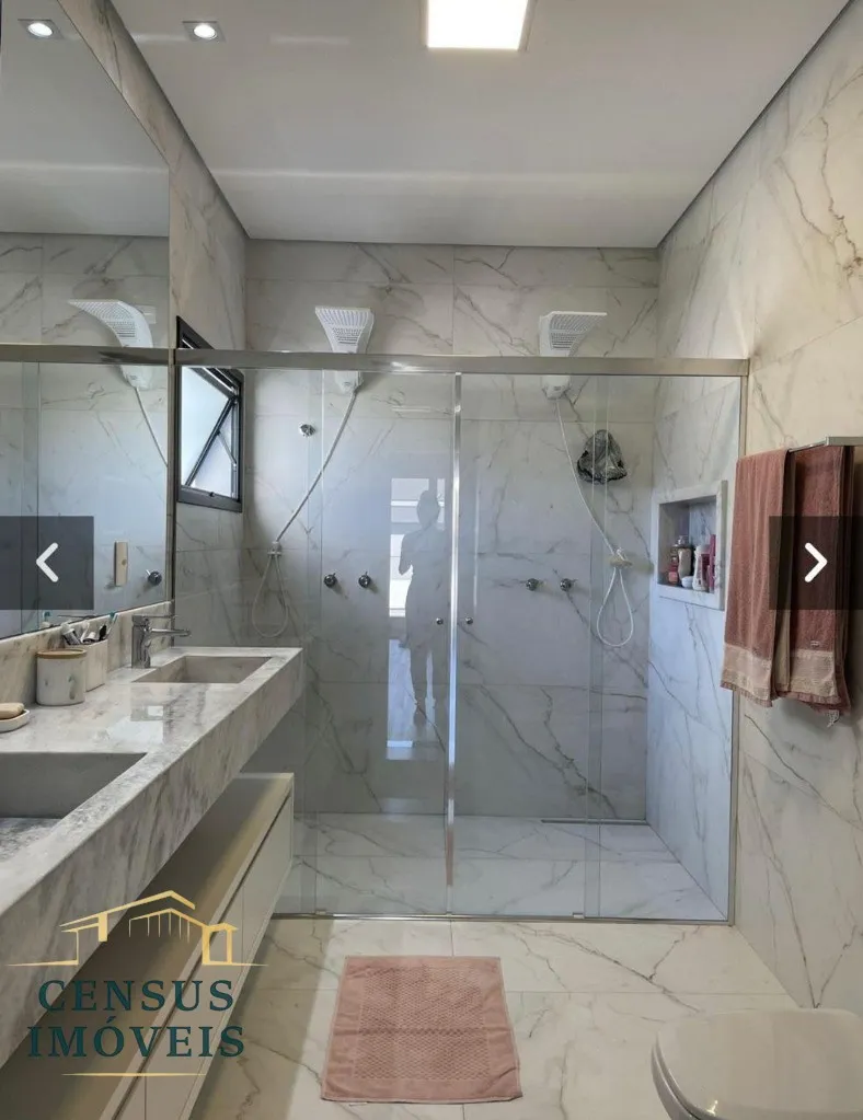 Imagem Casa para locação no Condomínio Mont'alcino, 3 suítes, piscina, bairro Jardim América em Valinhos.