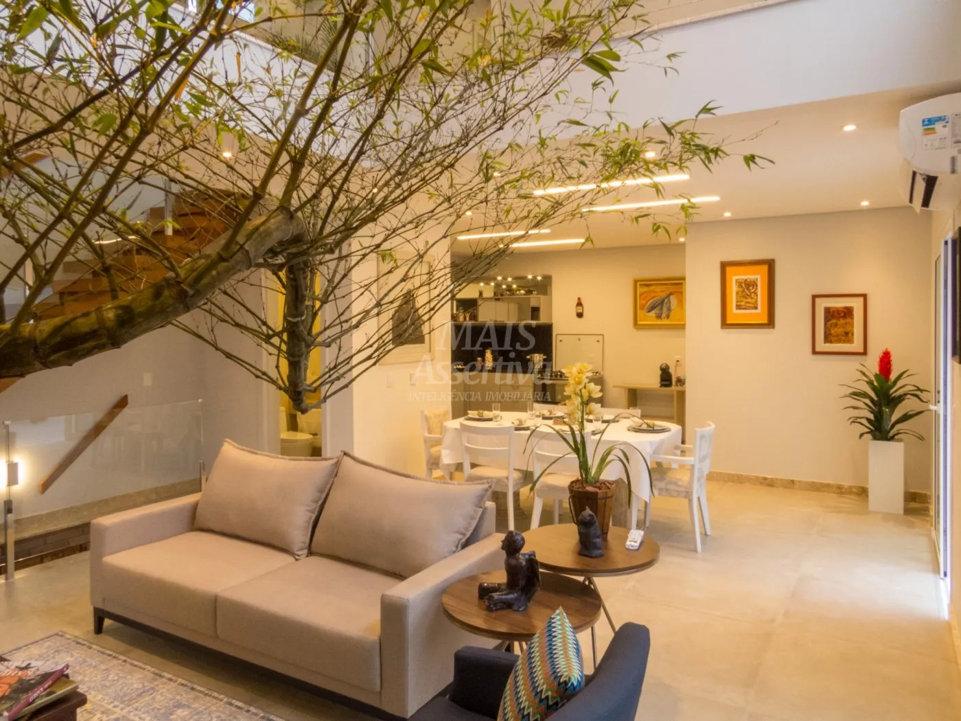 Imagem Excelente apartamento de 03 dormitórios e 03 vagas a venda em Novo Hamburgo