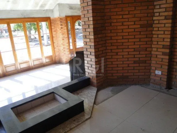 Imagem Casa Condominio para Venda - 480m², 3 dormitórios, sendo 2 suites, 2 vagas - Elsa
