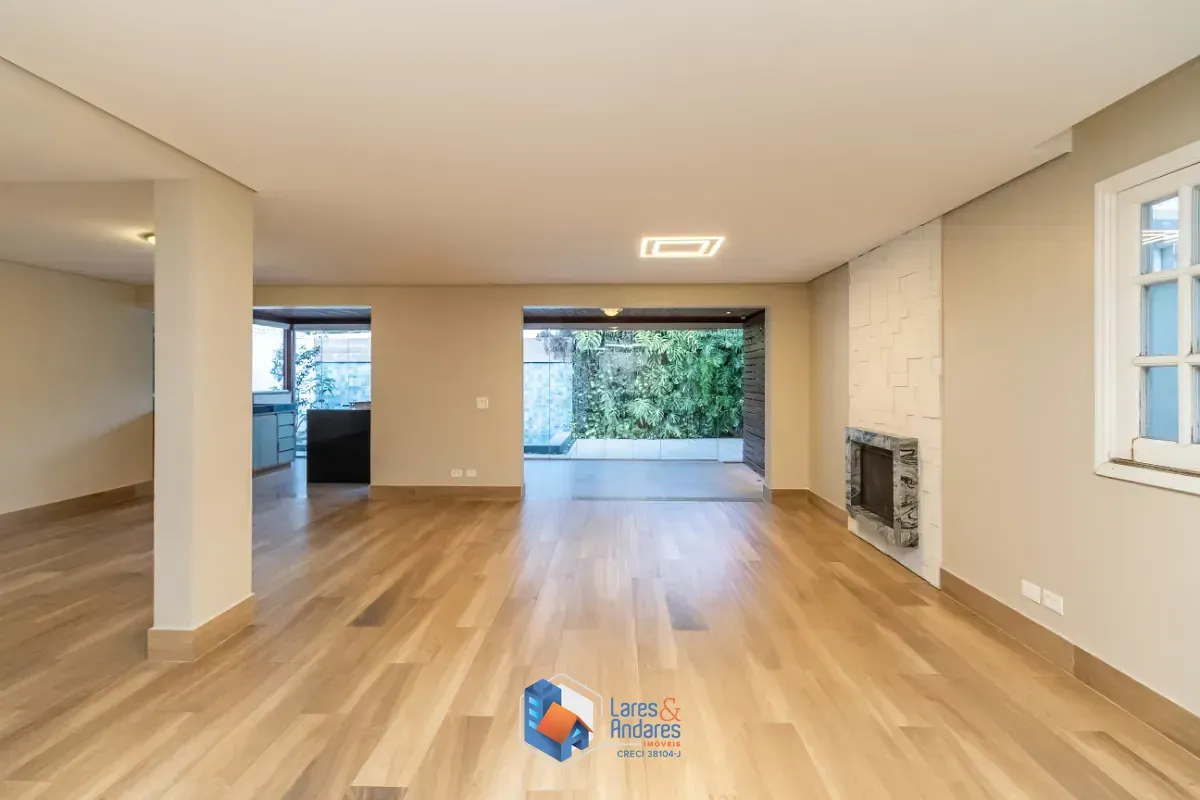Imagem Casa no condomínio Condomínio Village Place para venda com 4 quartos, sendo 3 suítes, 402m²
