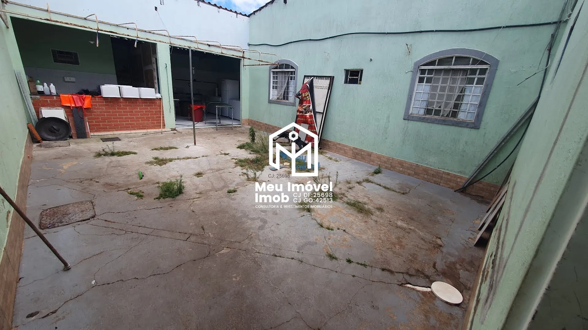Imagem Casa com Loja 4 Quartos 3 Vagas 190m² Box em Blindex