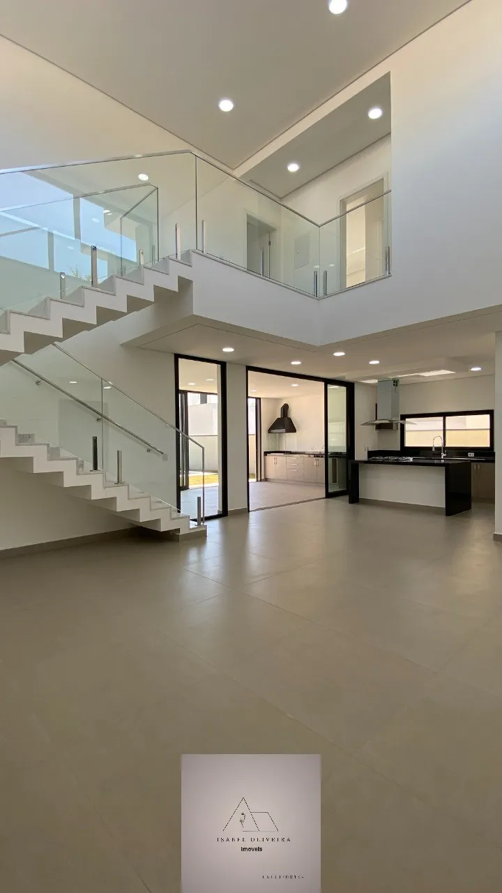 Imagem Casa de luxo à venda em Condomínio Vilas do Golfe, Itu-SP: 3 quartos, 3 suítes, 1 sala, 4 banheiros, 4 vagas de garagem, 246m².