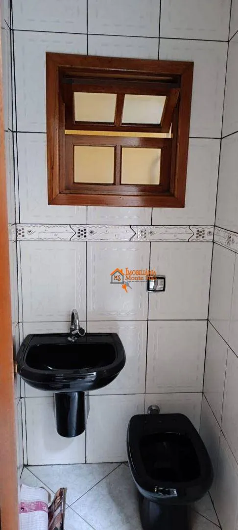 Imagem Sobrado com 2 dormitórios para alugar, 90 m² por R$ 2.500,00/mês - Jardim Tranqüilidade - Guarulhos/SP
