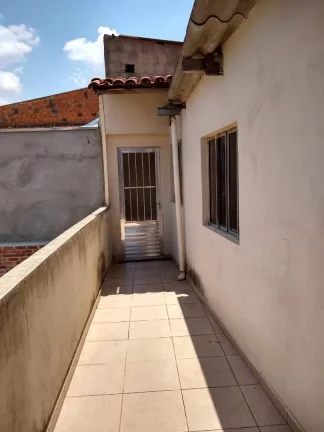 Imagem Excelente Imóvel para investidor!! Ótimo local próximo a escola, farmácia,açougue,padaria,super...