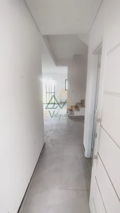 Imagem Sobrado à venda no bairro Cajuru - Curitiba/PR