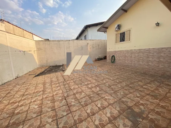 Imagem Casa à venda em Campinas-SP, no bairro Parque São Quirino: 3 quartos, 1 suíte, 3 banheiros, 4 vagas e 179,50 m²!